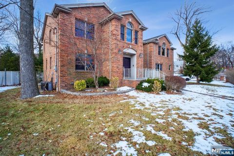 1165 Palisade Avenue Fort Lee NJ 07024