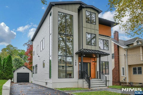 Photo of 188 Washington Avenue, Rutherford, NJ 07070 (MLS # 26039461)