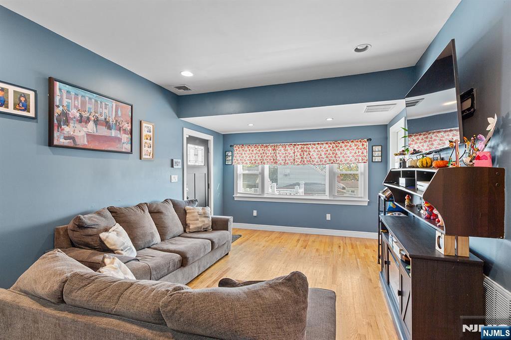 34 Avenue B