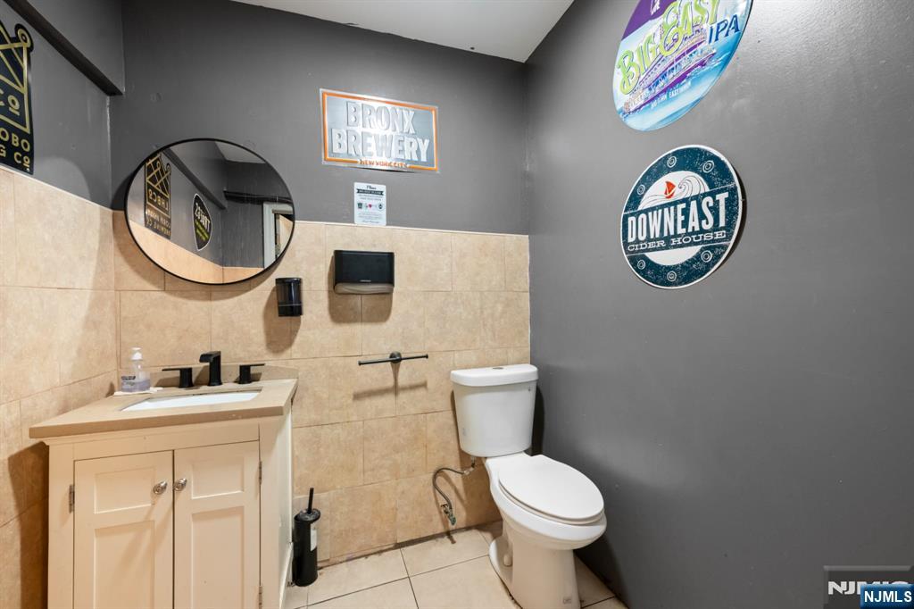 1709 Bergenline Avenue