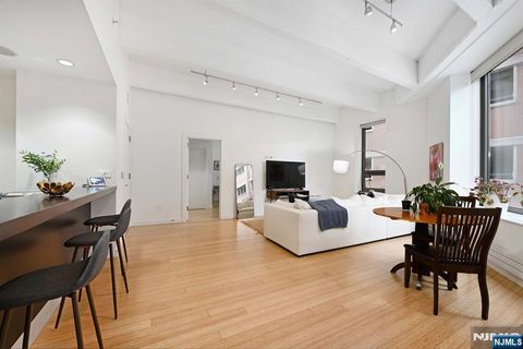 MLS: 25012938