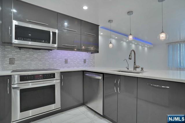 100 Old Palisade Road 710