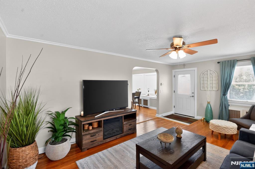 128 White Oak Terrace