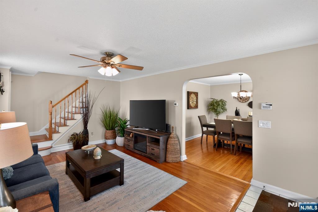 128 White Oak Terrace
