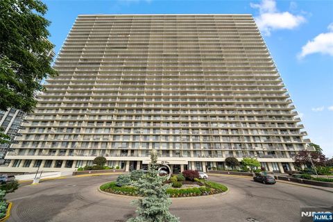1530 Palisade Avenue 8R Fort Lee NJ 07024