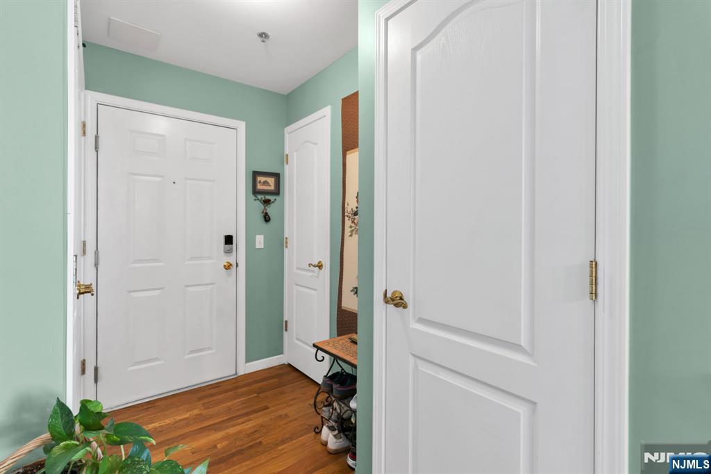 241 Union Street 302