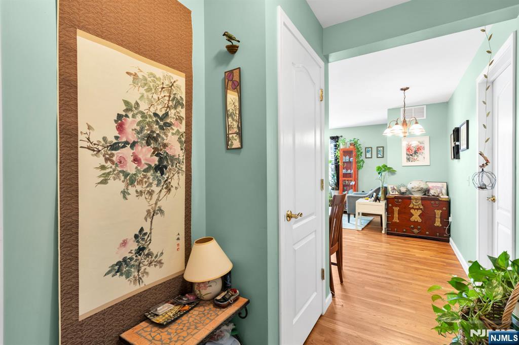 241 Union Street 302