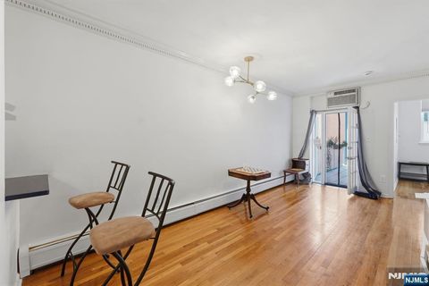 Photo of 278 Monmouth Street #201, Jersey City, NJ 07302 (MLS # 26009365)