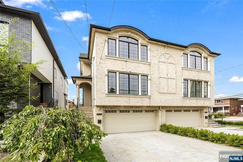 1545 13th Street Fort Lee NJ 07024