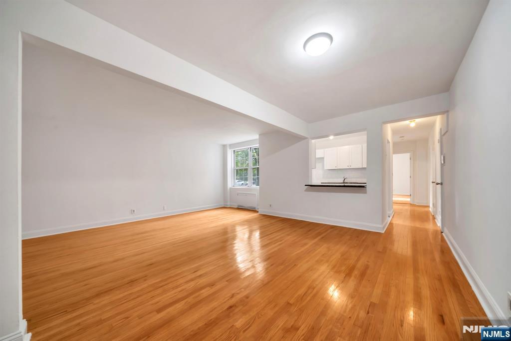 8450 Boulevard E 1E