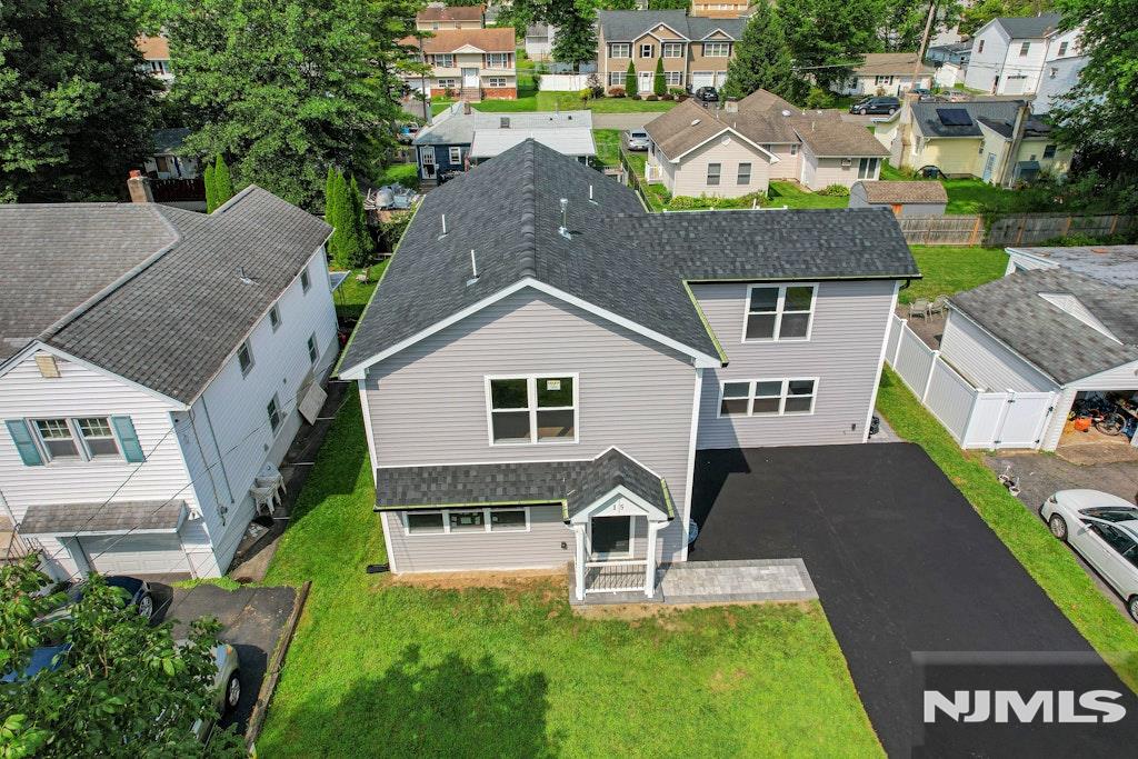 15 Seminole Avenue