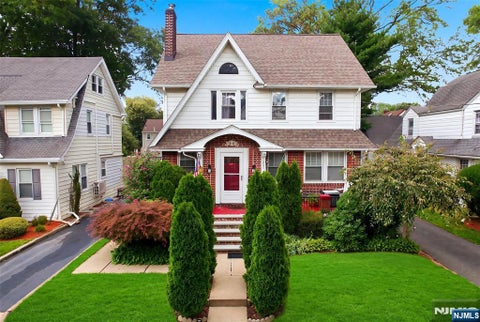 Photo of 351 W Griggs Avenue, Teaneck, NJ 07666 (MLS # 26032537)