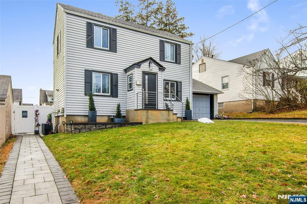 Photo of 12 Nutwold Avenue, West Orange, NJ 07052 (MLS # 25043595)