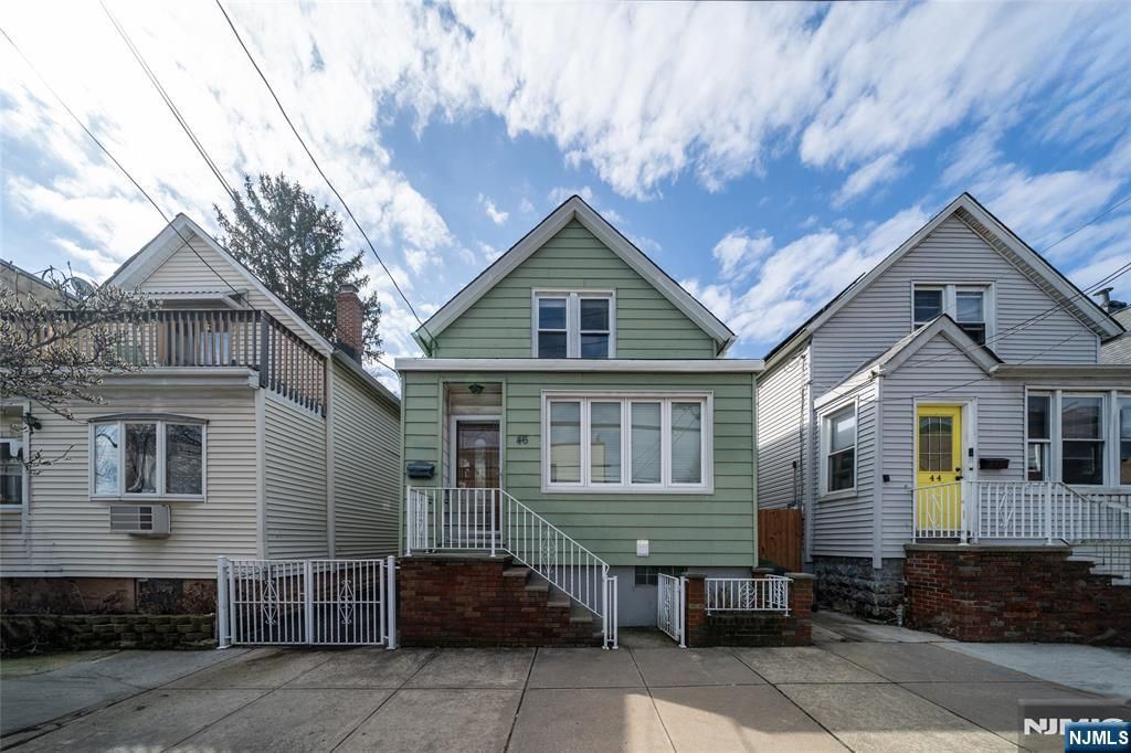 Photo of 46 E 16th Street, Bayonne, NJ 07002 (MLS # 26002409)