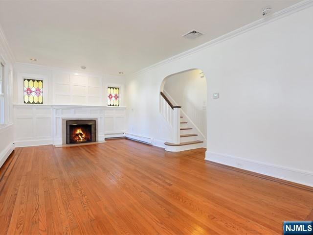 8 Laurel Avenue