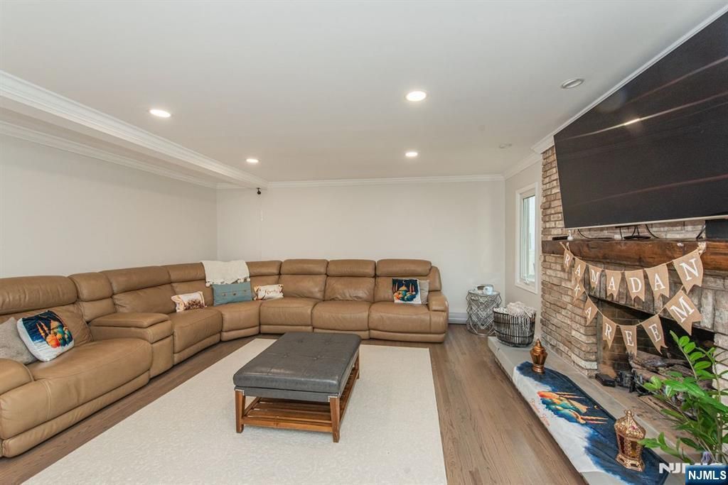 Photo of 3 Hampton Drive, Fairfield, NJ 07004 (MLS # 26010148)