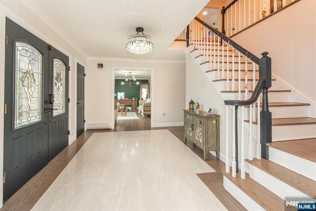 Photo of 3 Hampton Drive, Fairfield, NJ 07004 (MLS # 26010148)