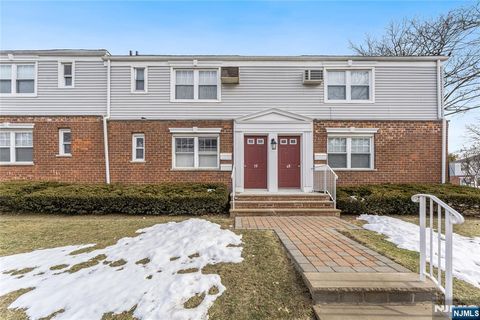 Photo of 70 Hastings Ave #A, Rutherford, NJ 07070 (MLS # 26010009)