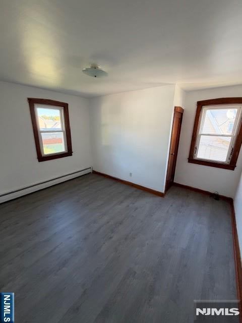 Photo of 137 Kipp AVE #2, Elmwood Park, NJ 07407 (MLS # 26038372)