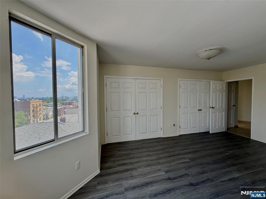 320 Anderson Avenue 4A