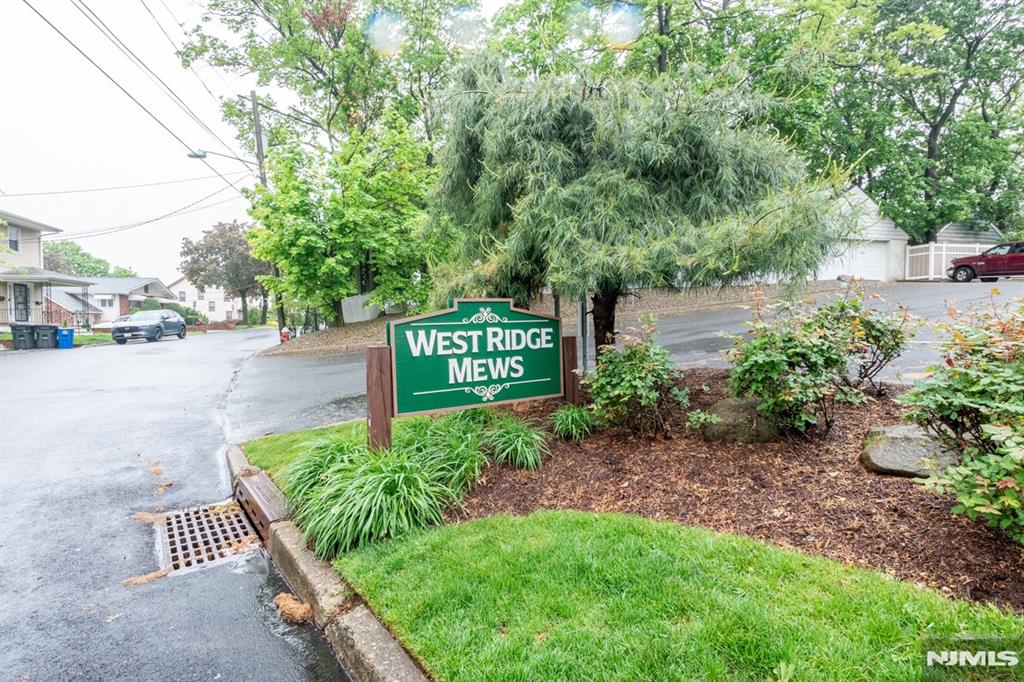 Property for Sale at 403 West Ridge Mews, Wood Ridge, New Jersey - Bedrooms: 1 
Bathrooms: 1  - $369,000