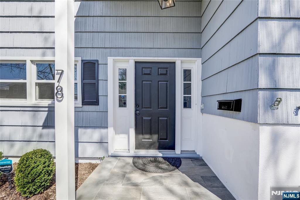 78 Teak Road