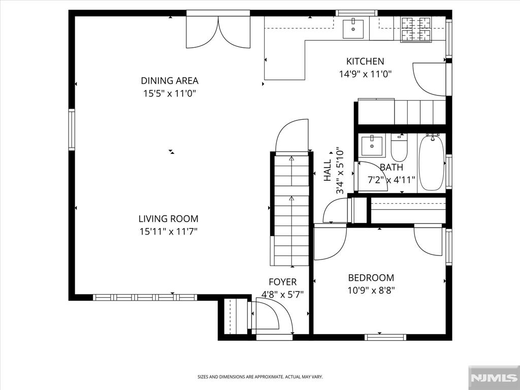 Main image without alt text