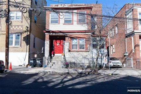 Photo of 411 15th Street, Newark, NJ 07103 (MLS # 26008573)