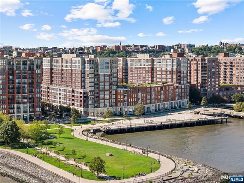 1125 Maxwell Lane 711 Hoboken NJ 07030