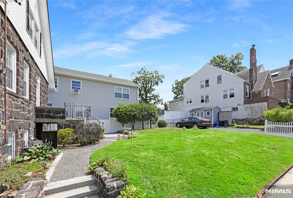 600 Studio Road