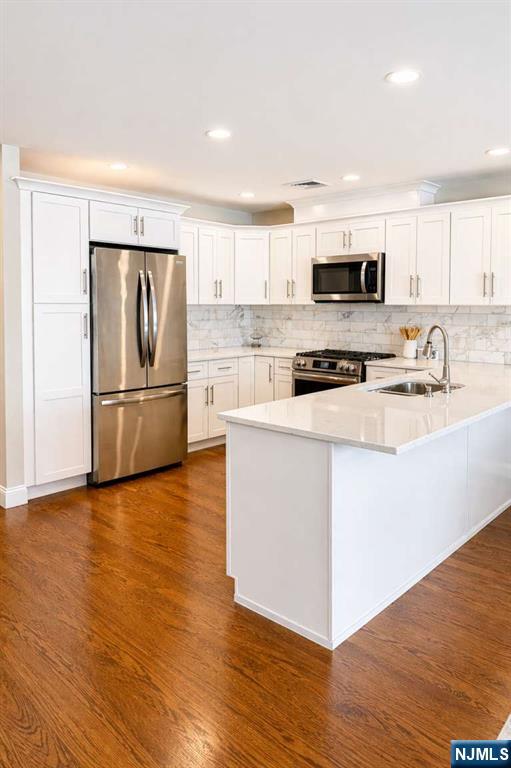 20 Zazzetti Street 2