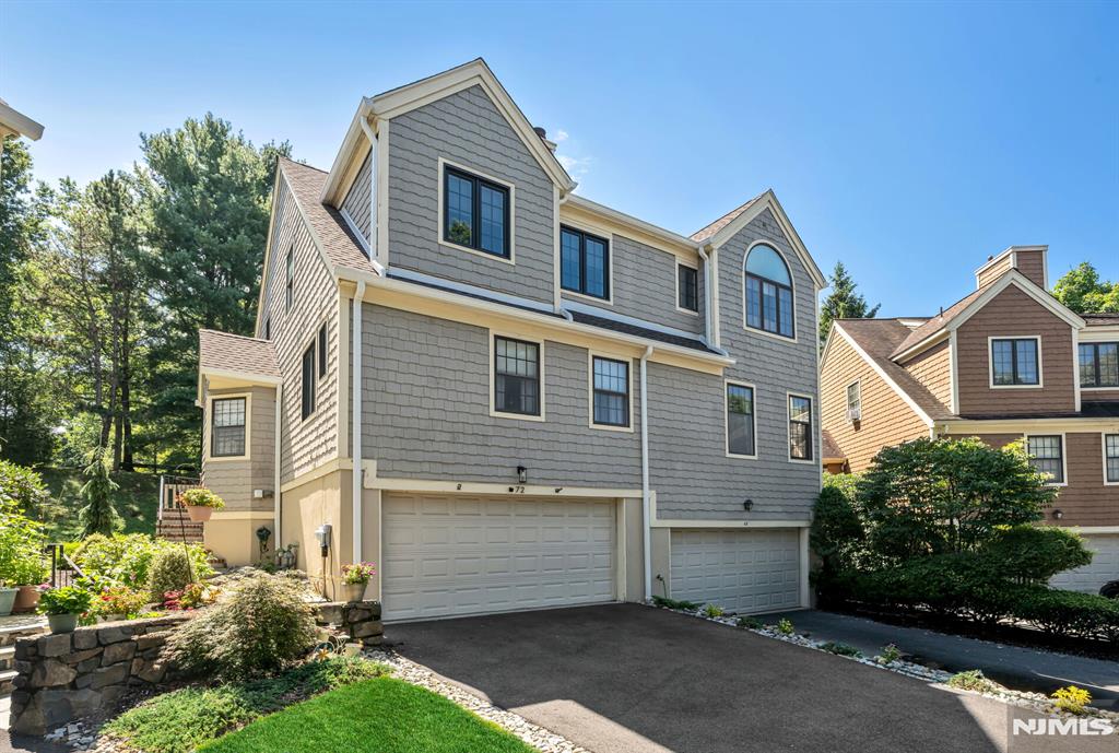 72 Tanager Court