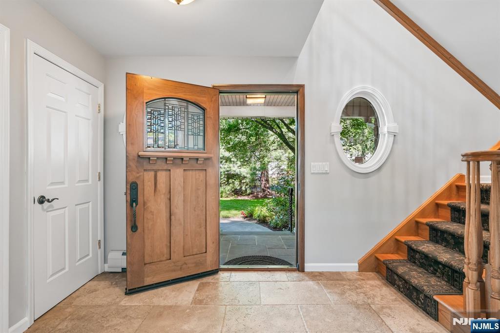 74 Lakeshore Drive