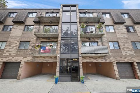 6023 Boulevard East 2A West New York NJ 07093