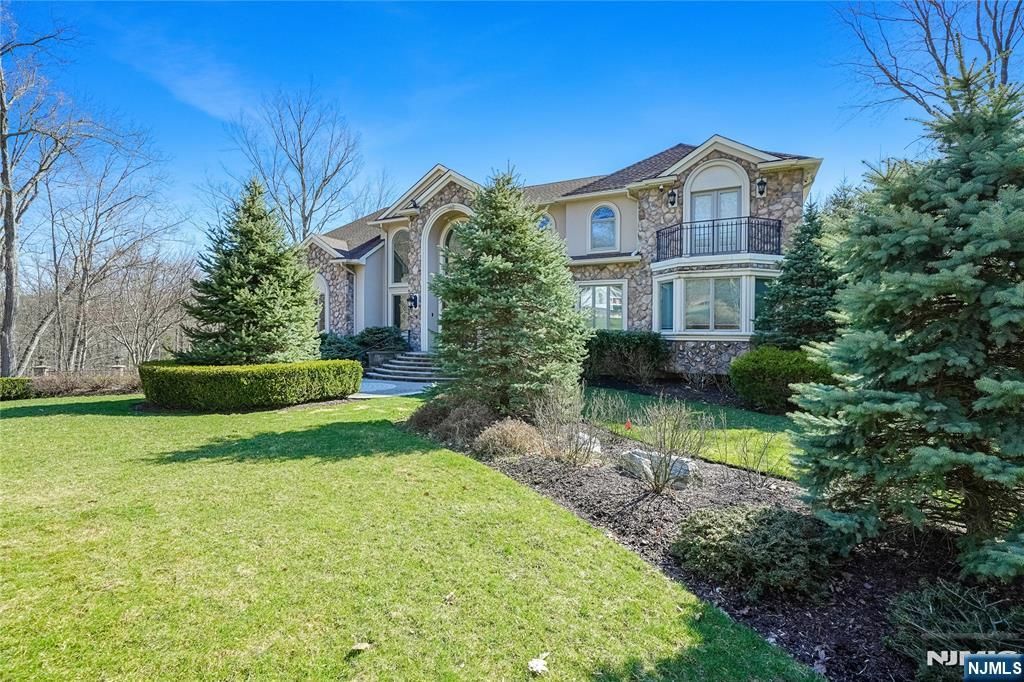 Photo of 69 Woodland Road, Montvale, NJ 07645 (MLS # 26005119)