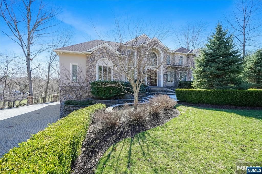 Photo of 69 Woodland Road, Montvale, NJ 07645 (MLS # 26005119)