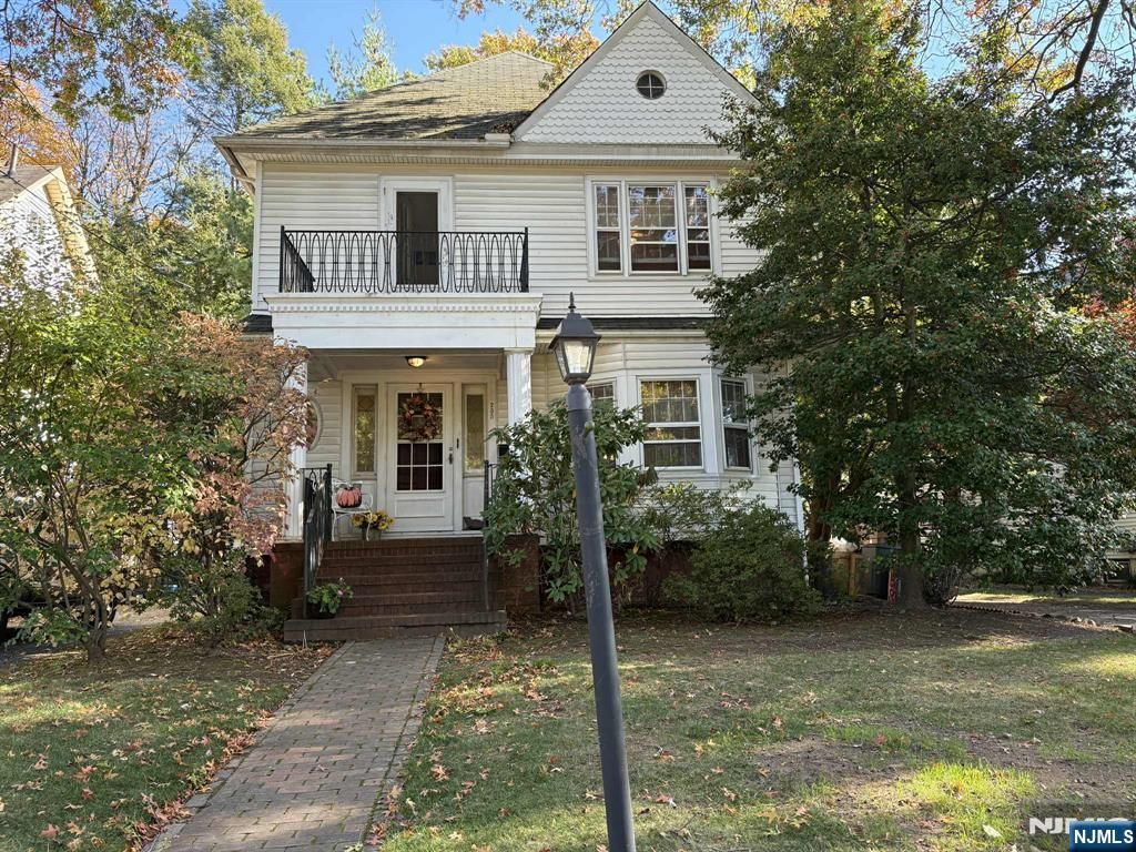 Photo of 235 Larch Avenue, Bogota, NJ 07603 (MLS # 25039003)