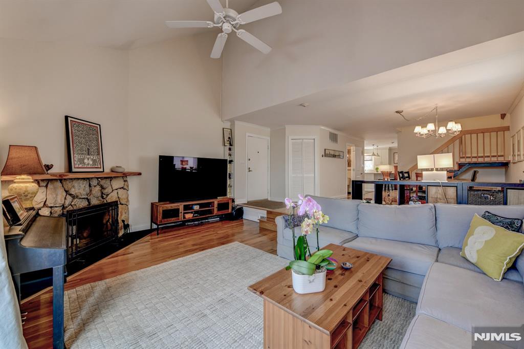 598 Sanderling Court