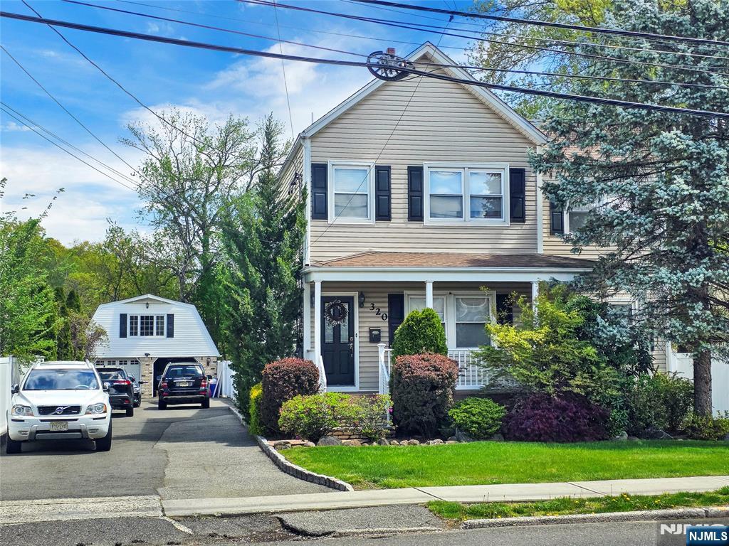 320 Saddle River Road