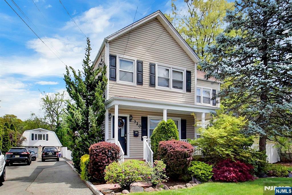 320 Saddle River Road