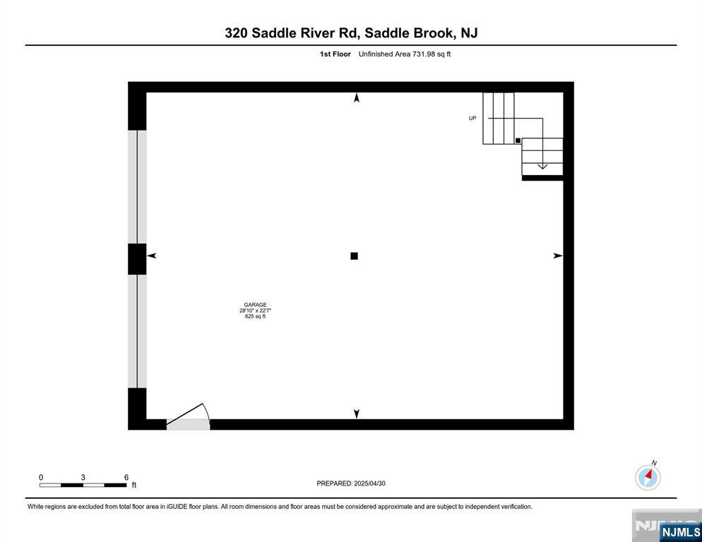 Main image without alt text