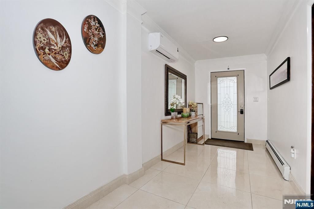 Photo of 294 Coolidge Avenue, Englewood, NJ 07631 (MLS # 26010415)