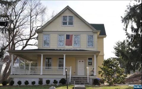 Photo of 430 Closter Dock Road, Closter, NJ 07624 (MLS # 26014376)