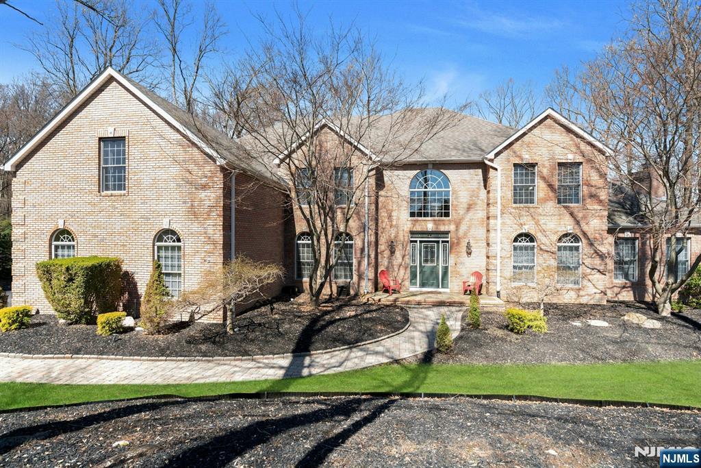 13 Greenfield Hill