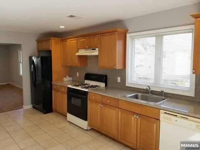 192 Corabelle Avenue Ground Floor