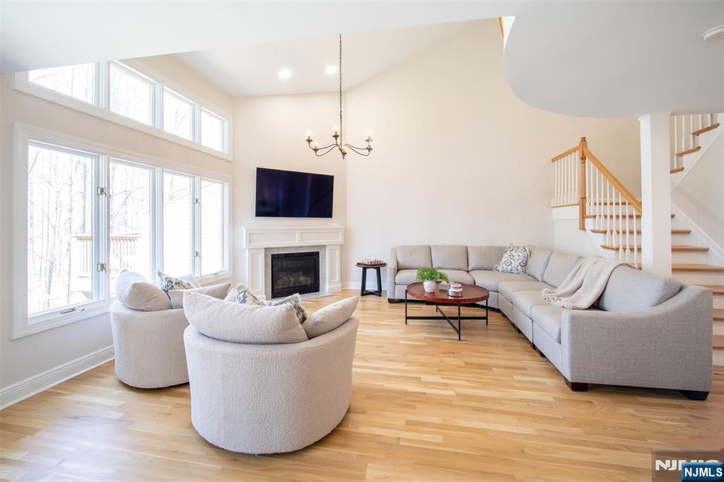 111 Lakeview Drive
