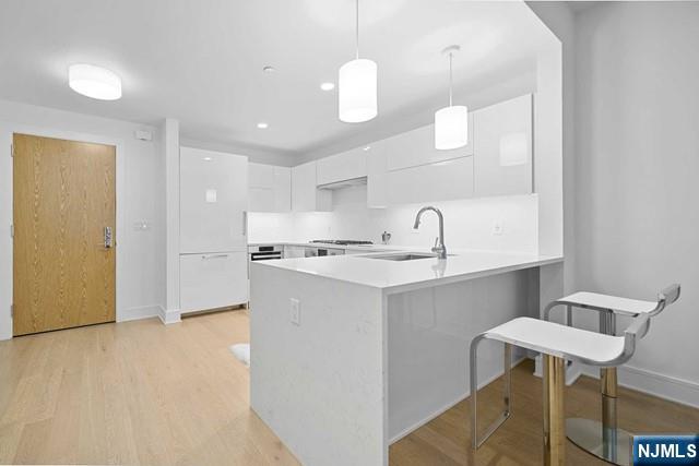 9 Ave At Port Imperial 326