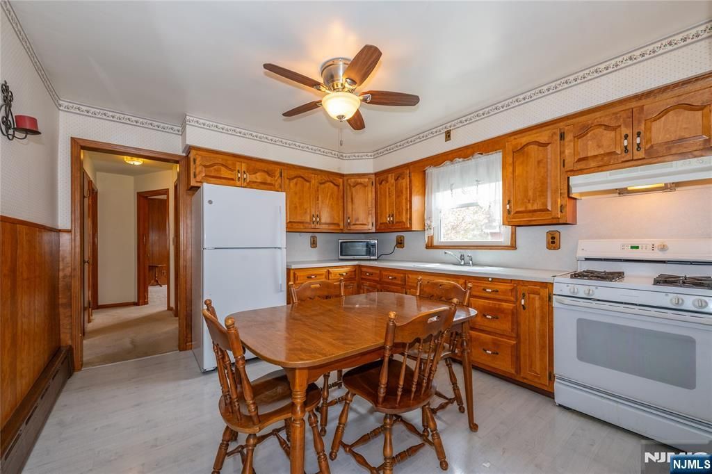 Photo of 1045 Preakness Avenue, Wayne, NJ 07470 (MLS # 26016279)