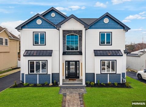 Photo of 15 Scott Terrace, Clifton, NJ 07013 (MLS # 26008312)