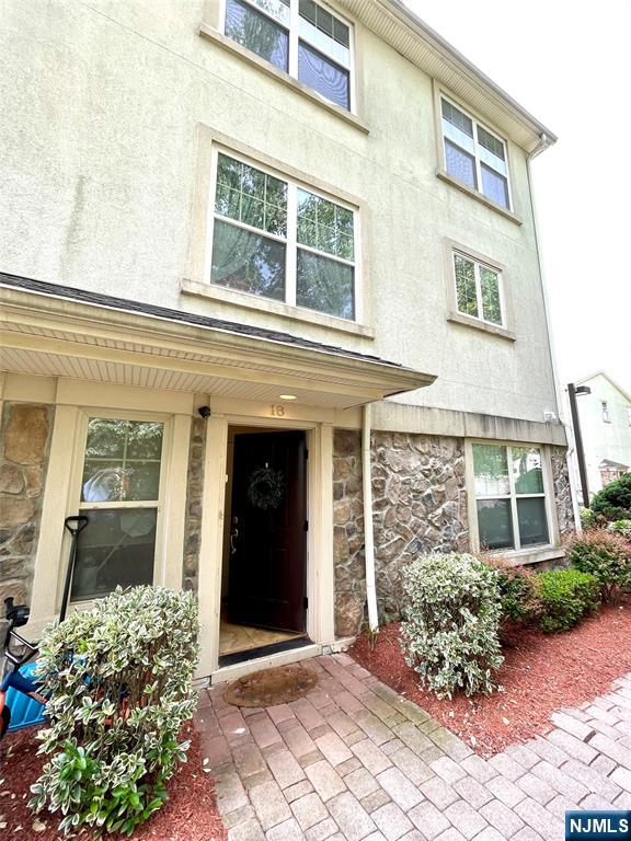 1625 Paterson Plank Road 18